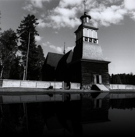 wooden church of Petäjävesi black and white